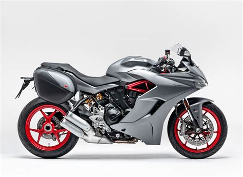 2019 Ducati SuperSport Guide • Total Motorcycle