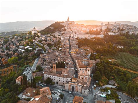 Visit Todi, Umbria – Best things to do in Todi, Italy (2023)