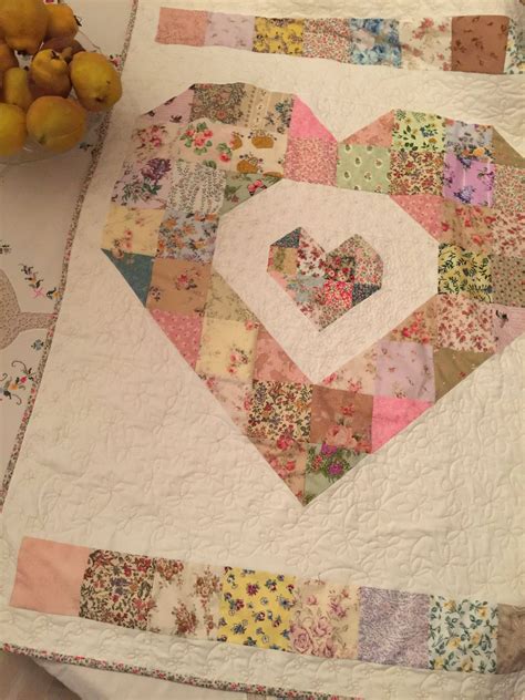 Baby Love Quilt and Pattern - susies-scraps.com