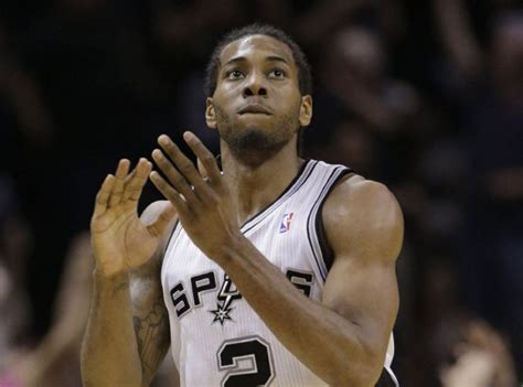 Kawhi Leonard Hand Size - His hands are how big? How Kawhi Leonard's ...