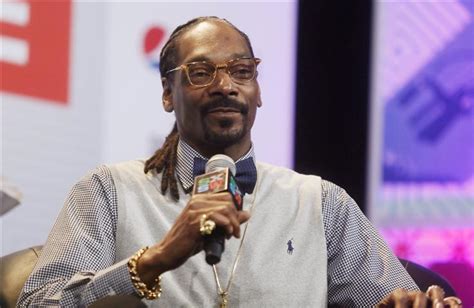 Snoop Dogg Gospel Album Tops Billboard - See Response & New Video