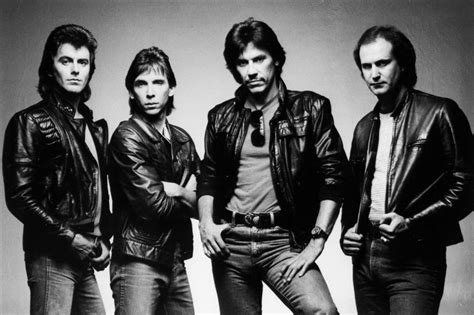 Steppenwolf: top songs · discography · lyrics