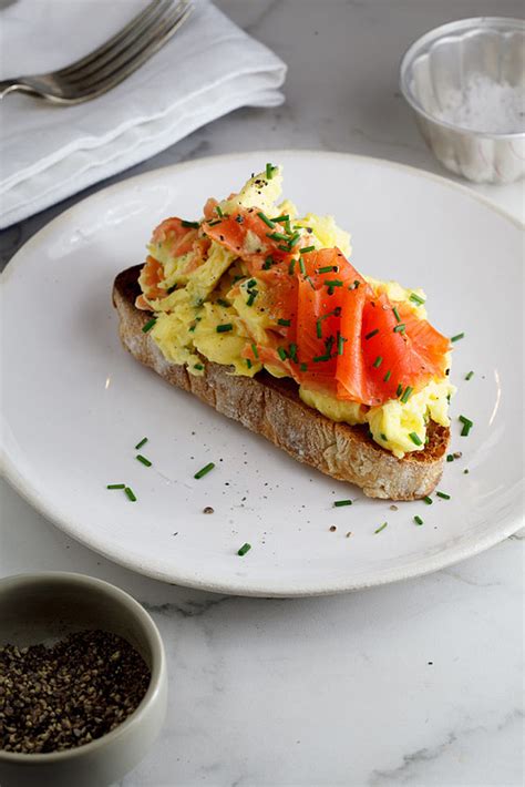 Scrambled Eggs With Smoked Salmon and Chives | 11 Totally Awesome ...