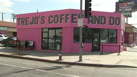 Trejo's Coffee and Donuts opens, sells out at Hollywood debut - ABC7 Los Angeles