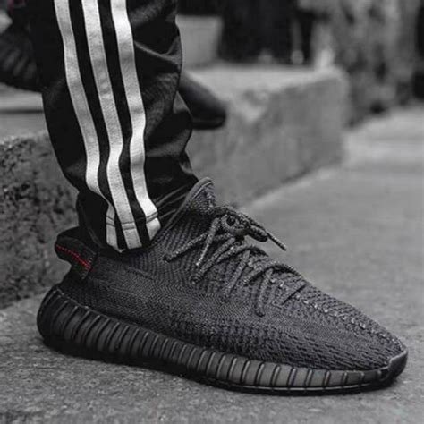 ADIDAS Yeezy Boost 350 V2 Black (Non-Reflective) Size 8 9 10 11 12 Mens ...