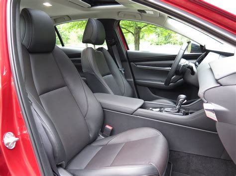 2025 Mazda Mazda3: 181 Interior Photos | U.S. News