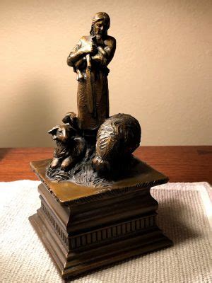 Annette Everett Sculpture added to Collection – Roland Lee