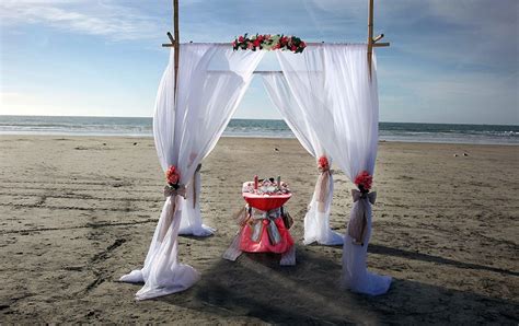 Beach Weddings in San Diego. Call (619) 479-4000