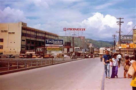 30 Color Snapshots That Capture Street Scenes of Olongapo, Philippines in the Mid-1970s ...