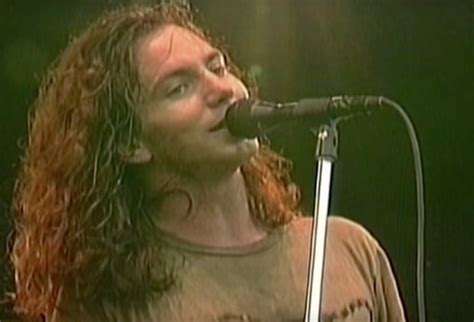 The not-so-secret but very remarkable life of Pearl Jam’s ‘Alive’ | Pearl jam, Big songs, Alive song