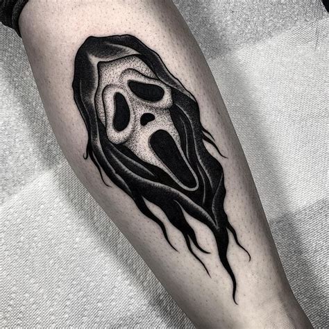 Angelo Parente on Instagram: “Ghostface 🔪🔪🔪 Which Scream movie is your favorite? # ...