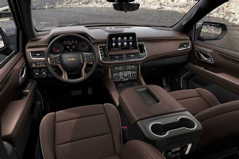 2022 Chevrolet Suburban Interior Pictures