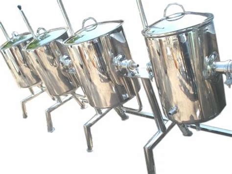 Steam Cooking Equipment - LPG Idly Box Manufacturer from Chennai