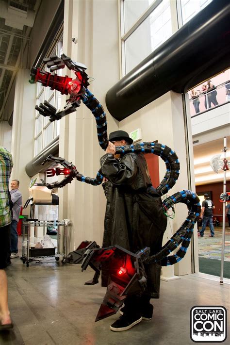 Doctor Octopus cosplay at Salt Lake Comic Con 2015 | Comic con cosplay, Marvel villains, Cosplay