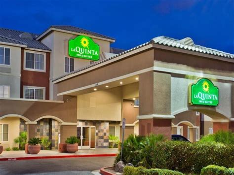 Best Price on La Quinta Inn & Suites Las Vegas RedRock/Summerlin in Las ...