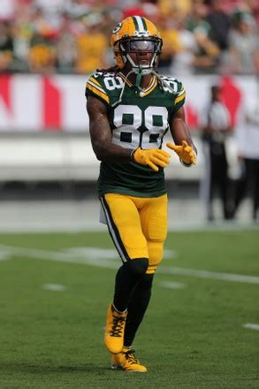 Green Bay Packers Linebacker Devondre Campbell Editorial Stock Photo ...