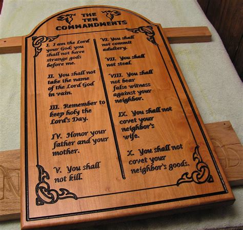 TEN COMMANDMENTS Large Wall Plaque Catholic or Protestant