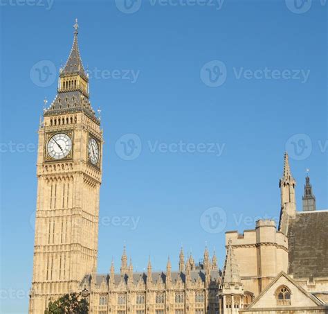 Houses of Parliament 3162682 Stock Photo at Vecteezy