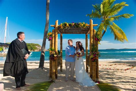 Bolongo Bay Beach Resort | Resort wedding, Wedding gallery, Beach resorts