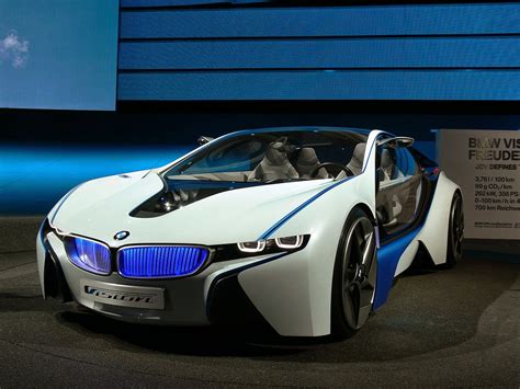 Green Energy Holding: 2015 BMW i8: First Drive