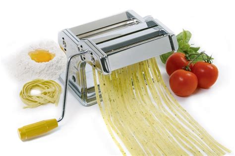 5 Best Pasta Maker - Making your pasta easily right at home - Tool Box