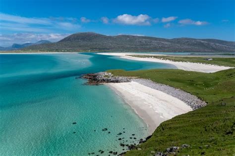 Best beach in Scotland to see Northern Lights tonight named by experts - Daily Record