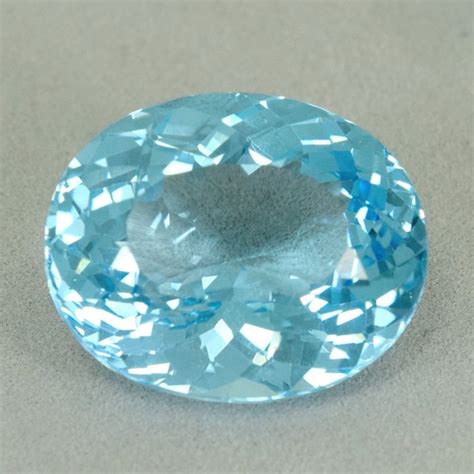 Sky blue topaz, 33.71 ct - Catawiki