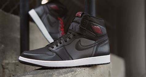 Sneakers Release – Air Jordan Retro 1 High OG “Black Satin” Black/Red