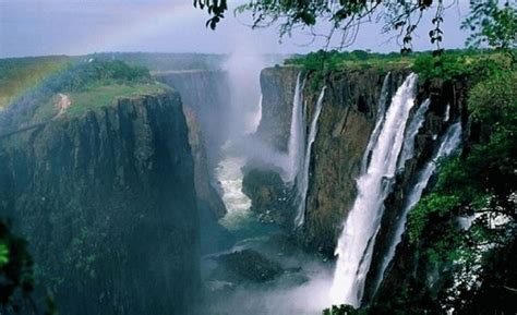 20 Best Places To Visit In Africa and Things You Can Do There