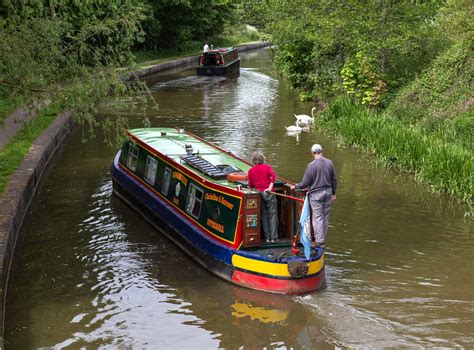 Trent and Mersey Canal © David P Howard cc-by-sa/2.0 :: Geograph ...