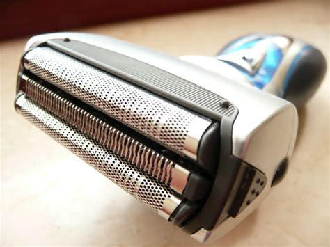 Cordless electric razor / shaver (Foil head razor) | Flickr