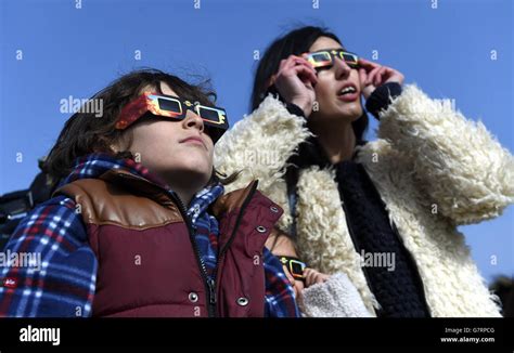 Solar filter glasses hi-res stock photography and images - Alamy