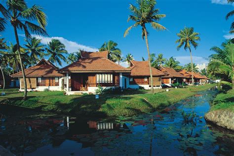 Kumarakom Lake Ayurvedic Luxury Resort Kerala #ayurveda #resort #kerala #panchakarma #india # ...