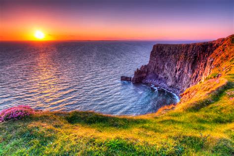 8 Big Mistakes To Avoid At The Cliffs Of Moher Ireland - Linda On The Run