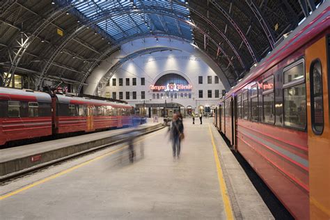 LED light: Railway station, Bergen - Community - Projects