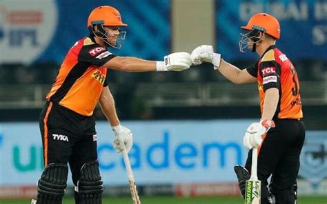 Sunrisers Hyderabad Wear Black Arm Bands As A Mark Of Respect To Najeeb ...