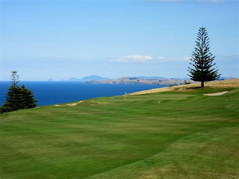 Kauri Cliffs Golf Course (Matauri Bay, Northland) | GolfCourseGurus