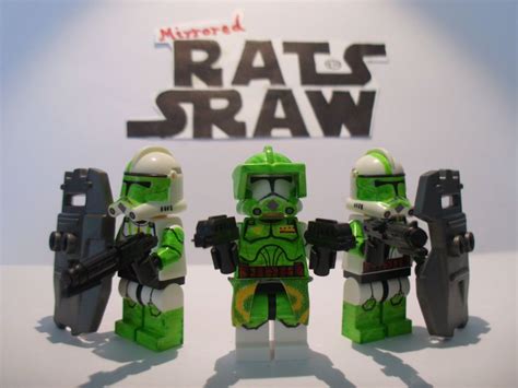 Lego Star Wars minifigures - Clone Custom Troopers - Commander Doom set | Lego star wars, Lego ...