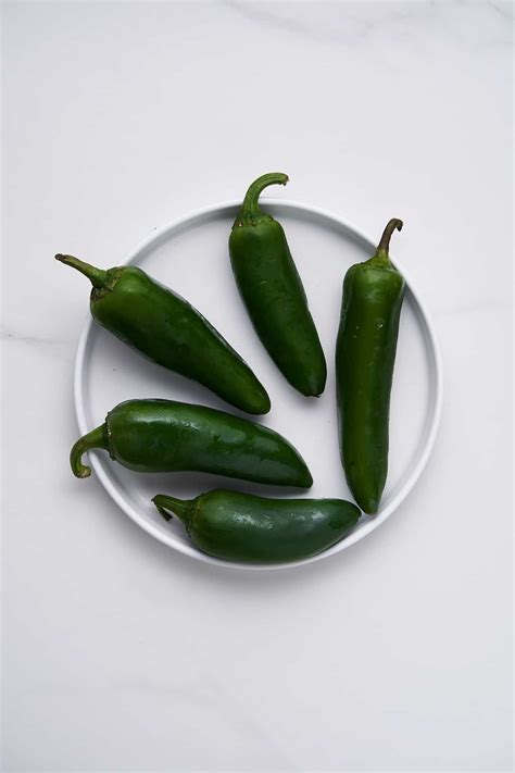 Chile Jalapeño: Everything You Need to Know About Jalapeño Peppers