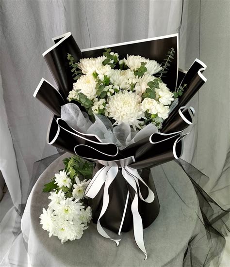 Kaori White Chrysanthemum Bouquet