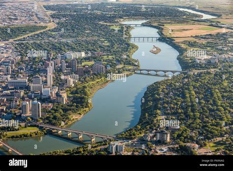 Aerial view of city of Saskatoon and South Saskatchewan River Stock Photo - Alamy