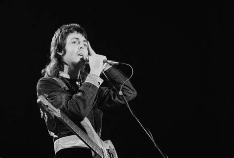 Why Paul McCartney Initially Didn't Perform Any Beatles Songs With Wings