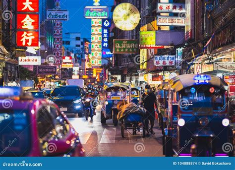 Yaowarat Road, Chinatown at Night - Bangkok Editorial Stock Image ...