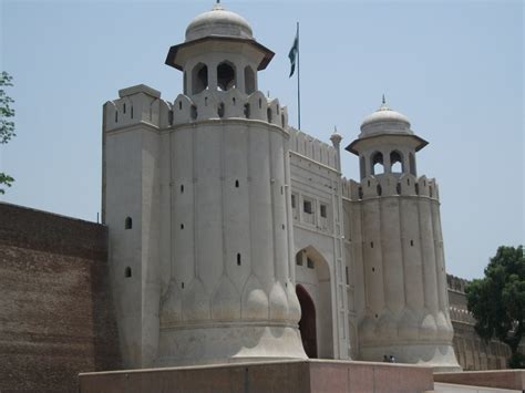 Lahore Fort, Lahore, Pakistanarchitecture, fortifications, museums ...