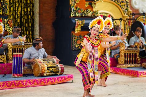 Karya Tari dan Daerah Asalnya yang Menjadi Keragaman Budaya Indonesia ...