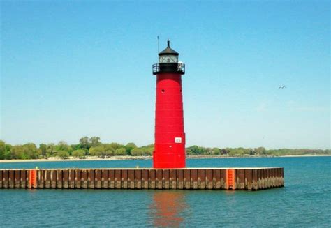 Kenosha Pierhead Lighthouse, Kenosha, WI | Lighthouse travel, Lighthouse photos, Lighthouses ...