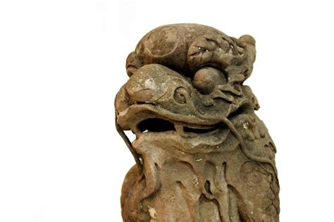 Pair of Chinese Qilin Sculptures For Sale at 1stdibs