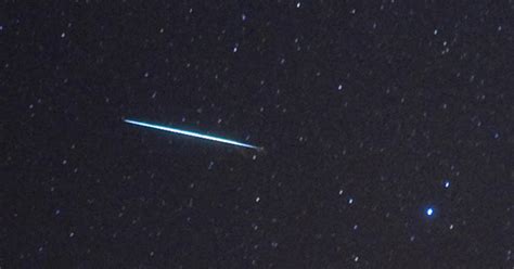 Asteroid's Near-Miss of the Earth (Video) - CBS News