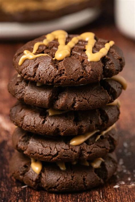 Chocolate Peanut Butter Cookies - Gimme That Flavor