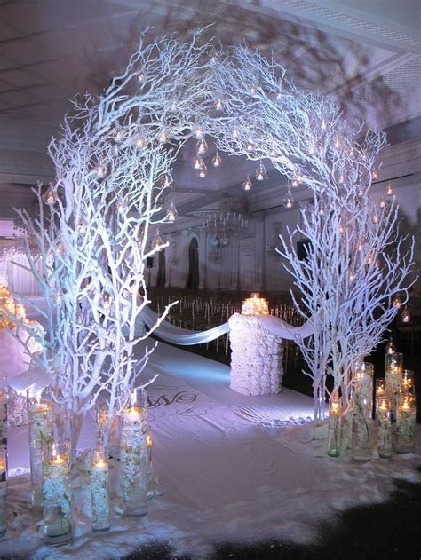 Awesome 37 Awesome Winter Wonderland Wedding Decoration. More at https ...